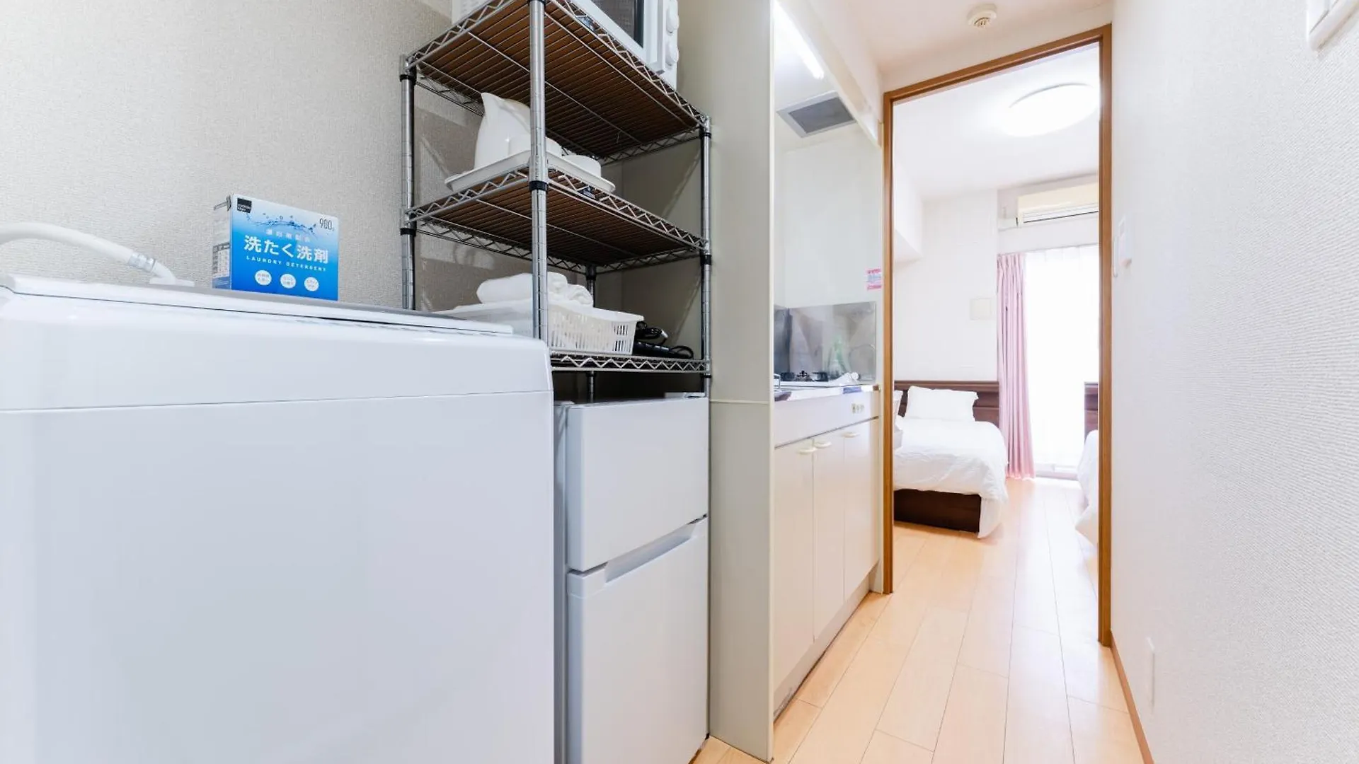 Shin-Okubo Sta・1 Min Walk/　Shinjuku Sta 2Min/　Switch Apartment Tokyo Japan