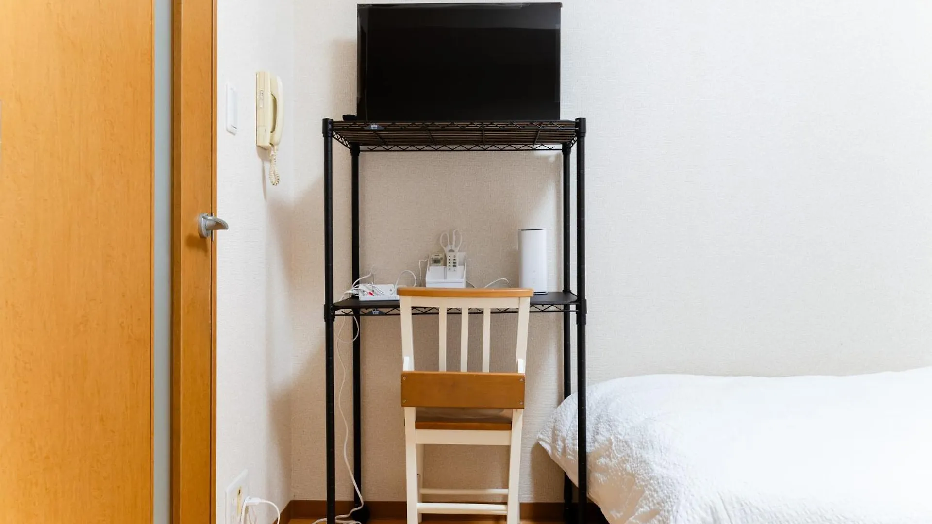 Shin-Okubo Sta・1 Min Walk/　Shinjuku Sta 2Min/　Switch Apartment Tokyo