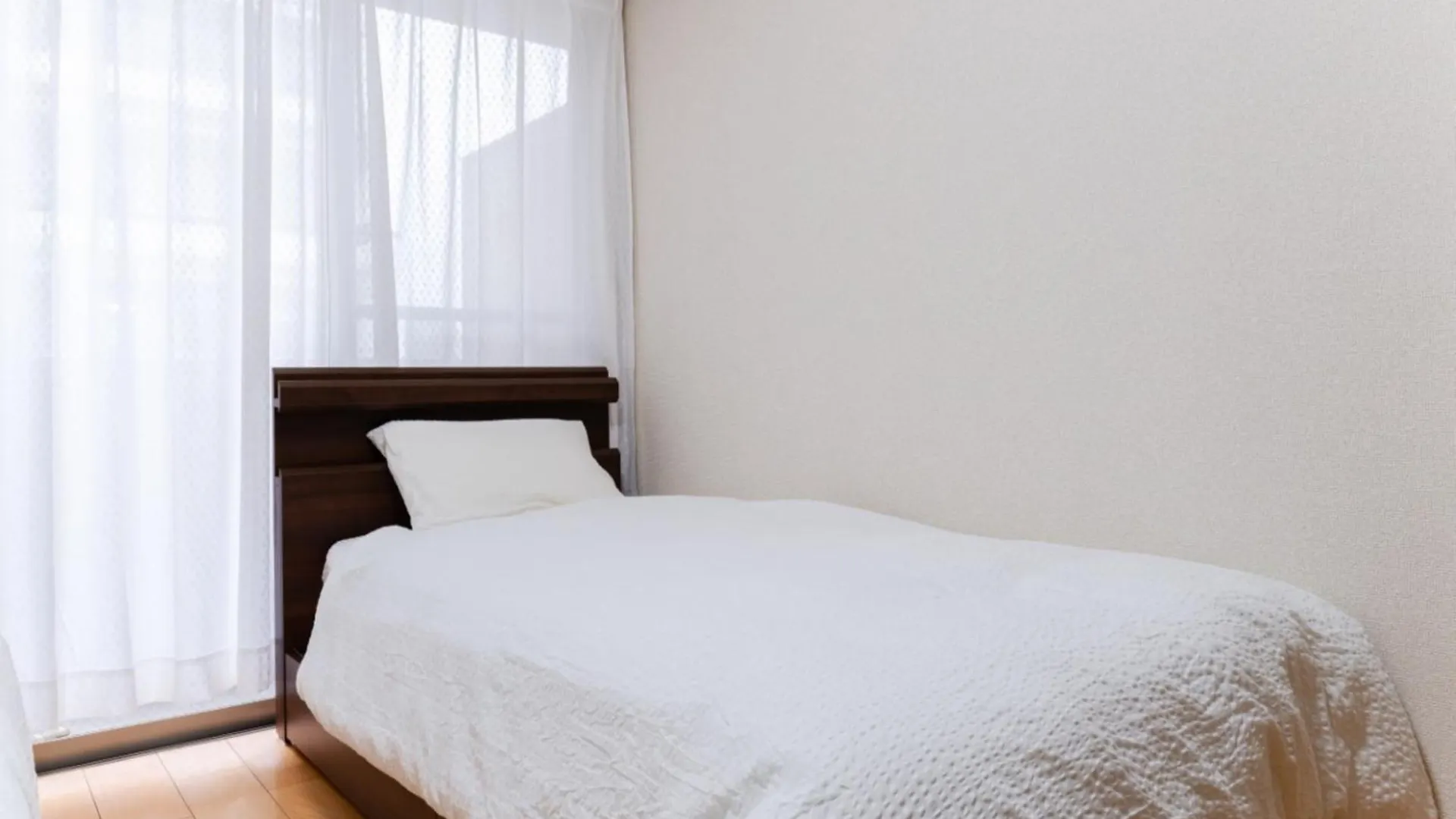 Shin-Okubo Sta・1 Min Walk/　Shinjuku Sta 2Min/　Switch Apartment Tokyo